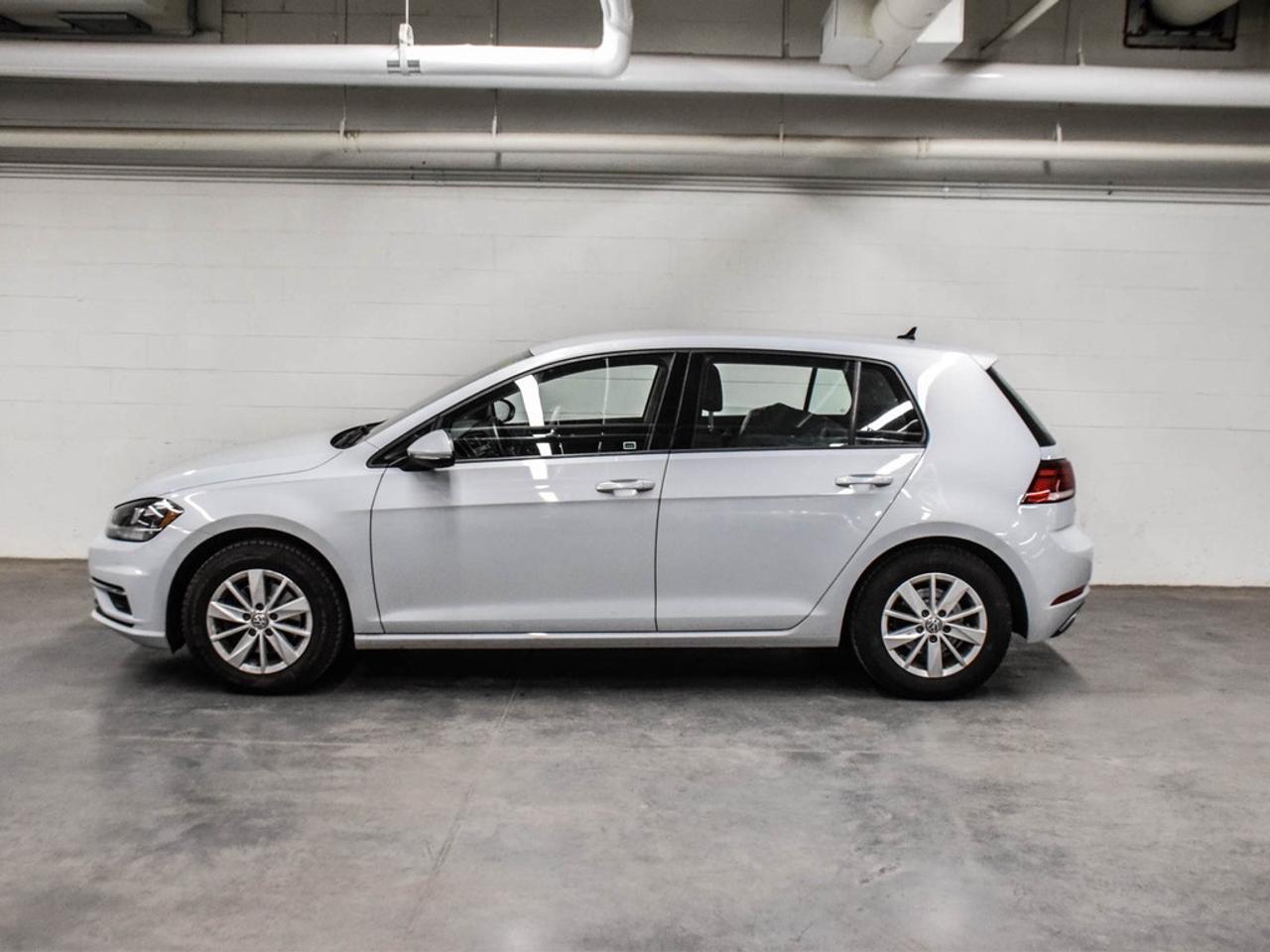 2019 Volkswagen Golf  Photo