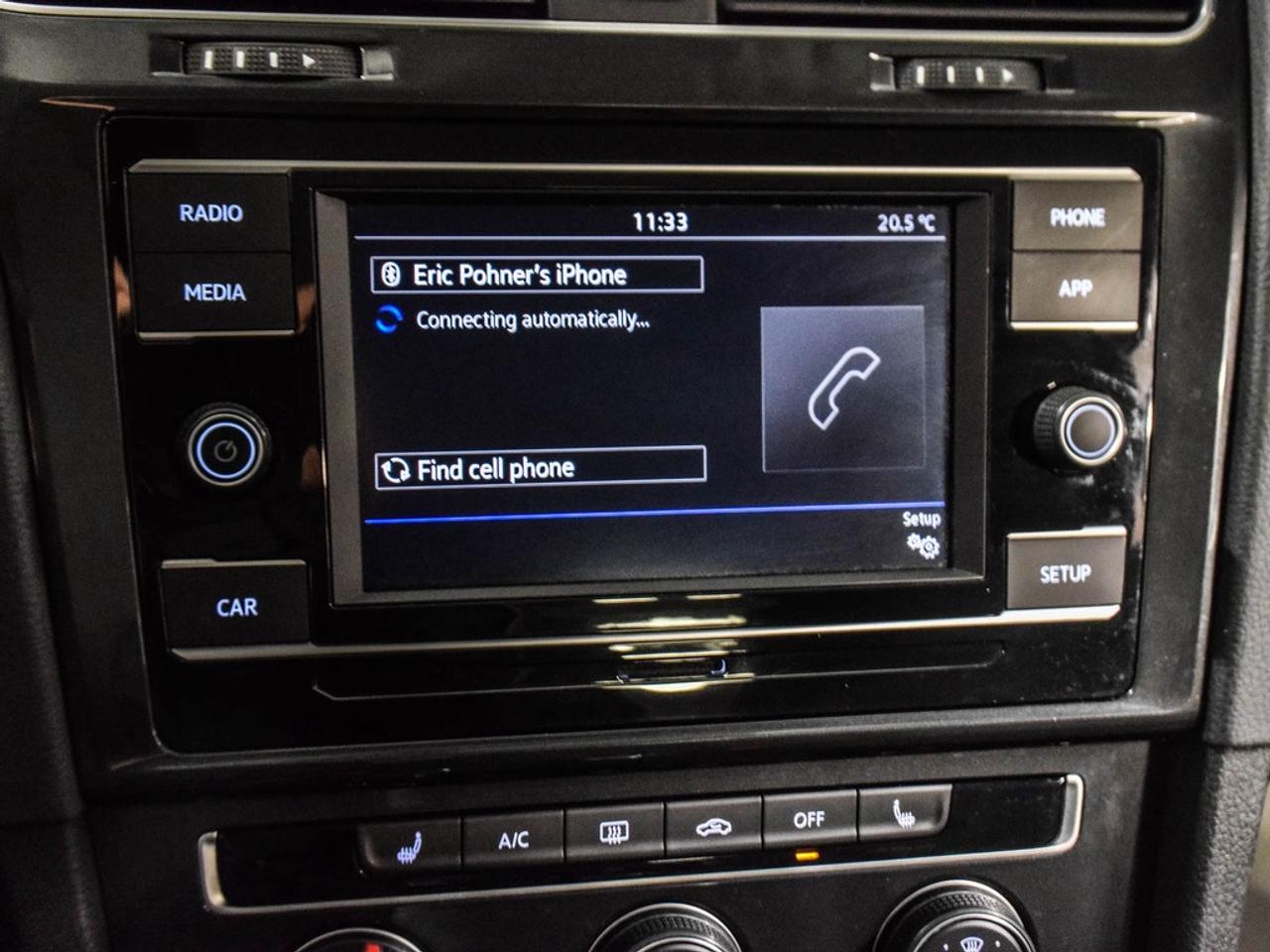 2019 Volkswagen Golf  Photo