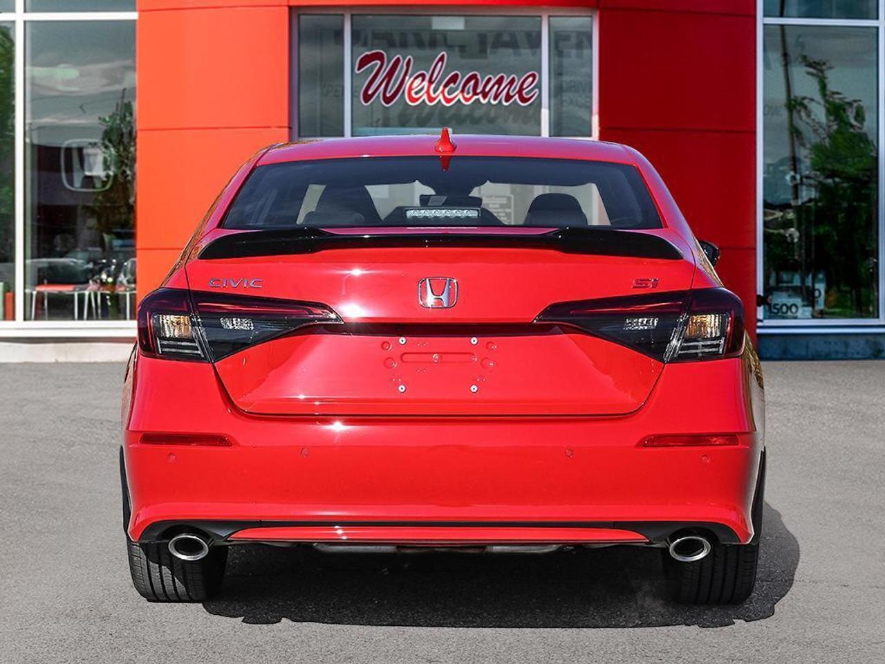 2026 Honda Civic Si Base 4dr Sedan Photo4