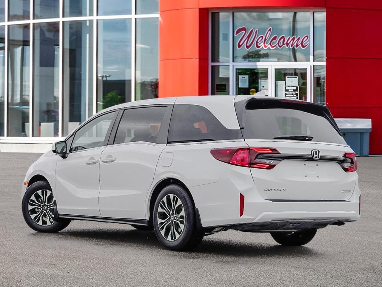 2026 Honda Odyssey Touring Passenger Van Photo3