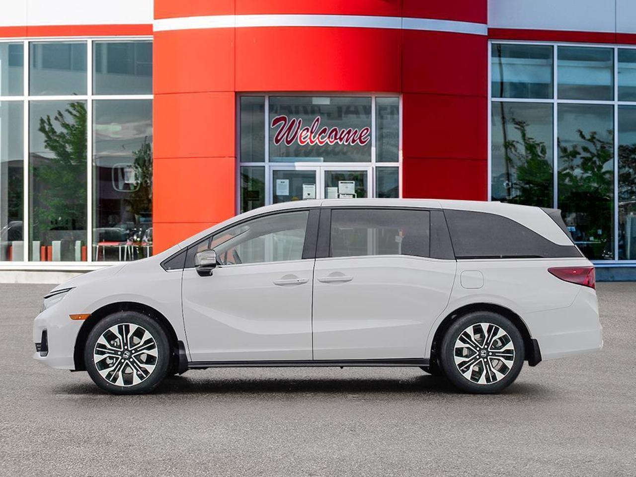 2026 Honda Odyssey Touring Passenger Van Photo2