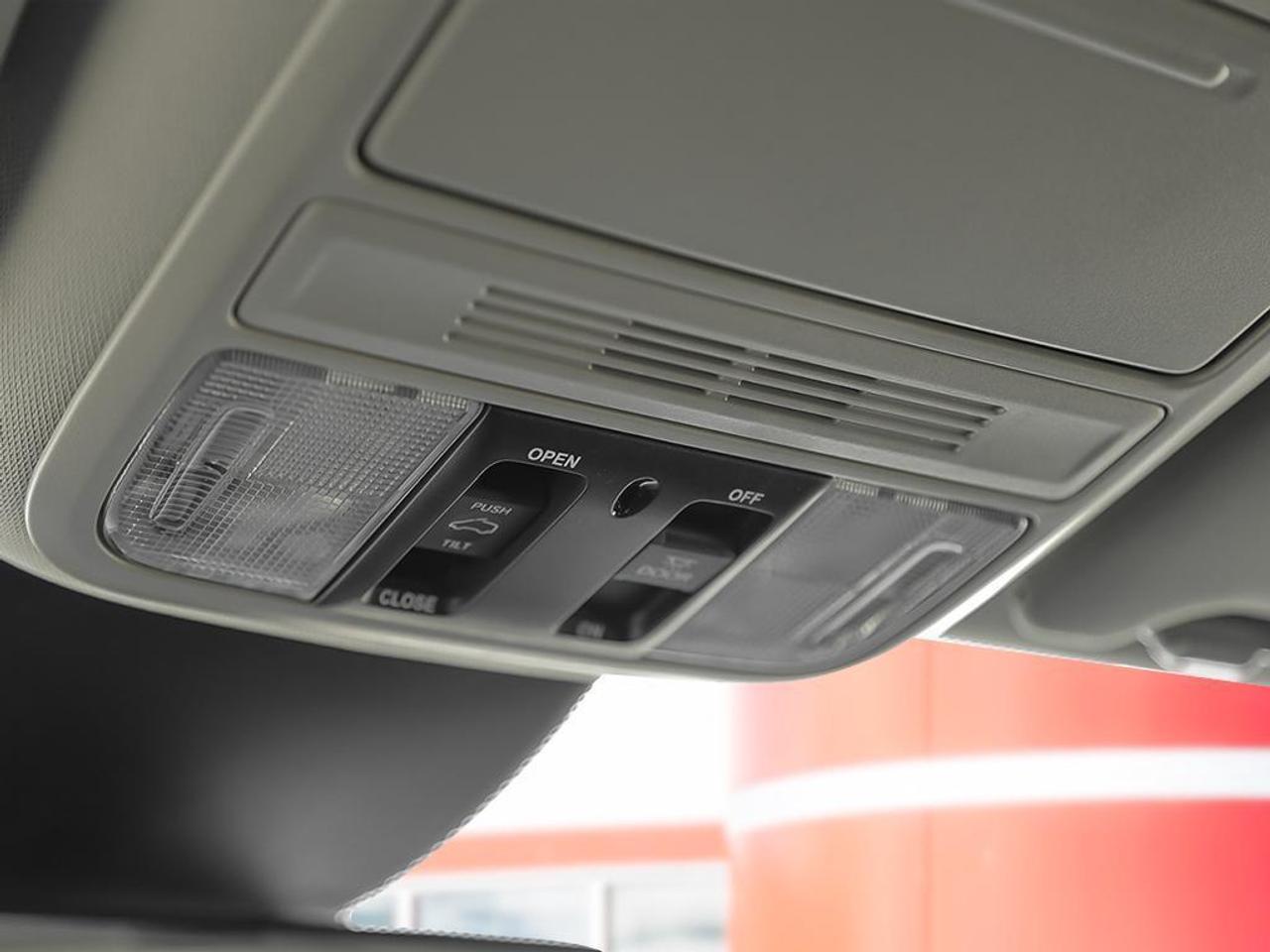 2026 Honda Odyssey Touring Passenger Van Photo