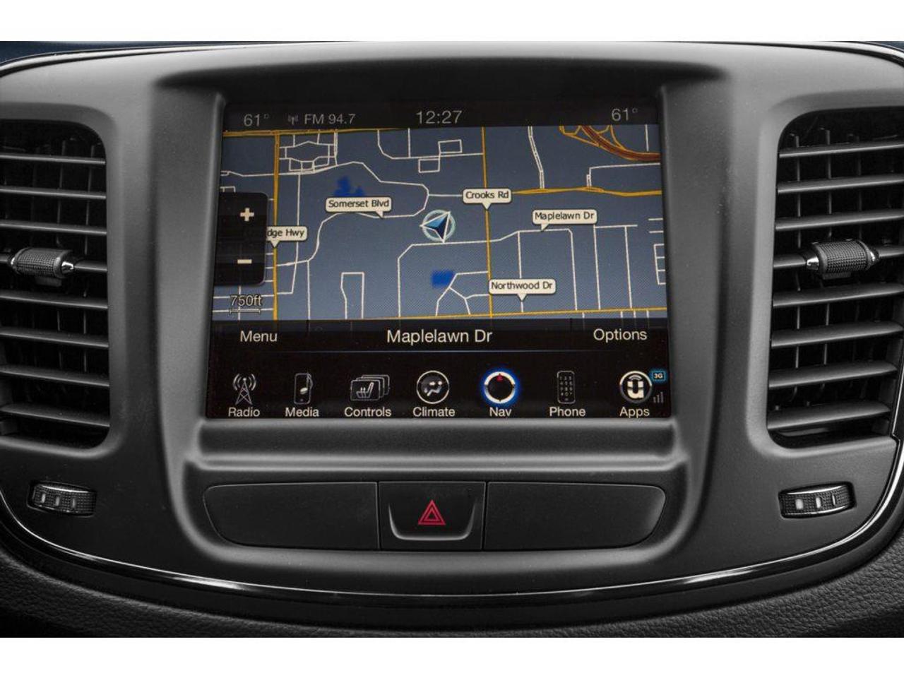 2015 Chrysler 200 S 4dr Front-wheel Drive Sedan Photo