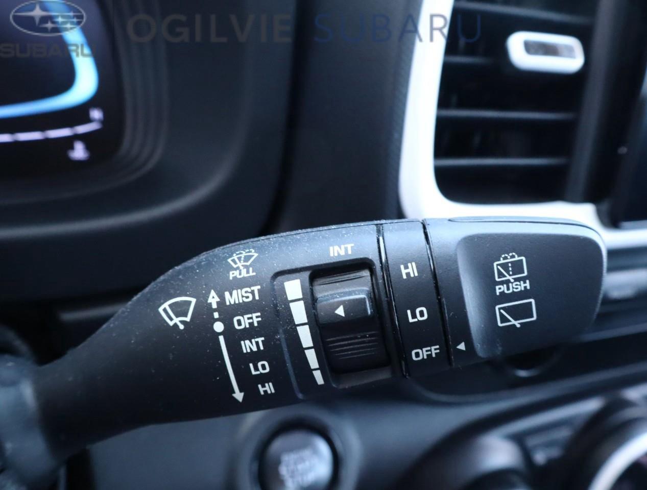 2023 Hyundai Venue Ultimate w/Black Interior 4dr Front-Wheel Drive Photo