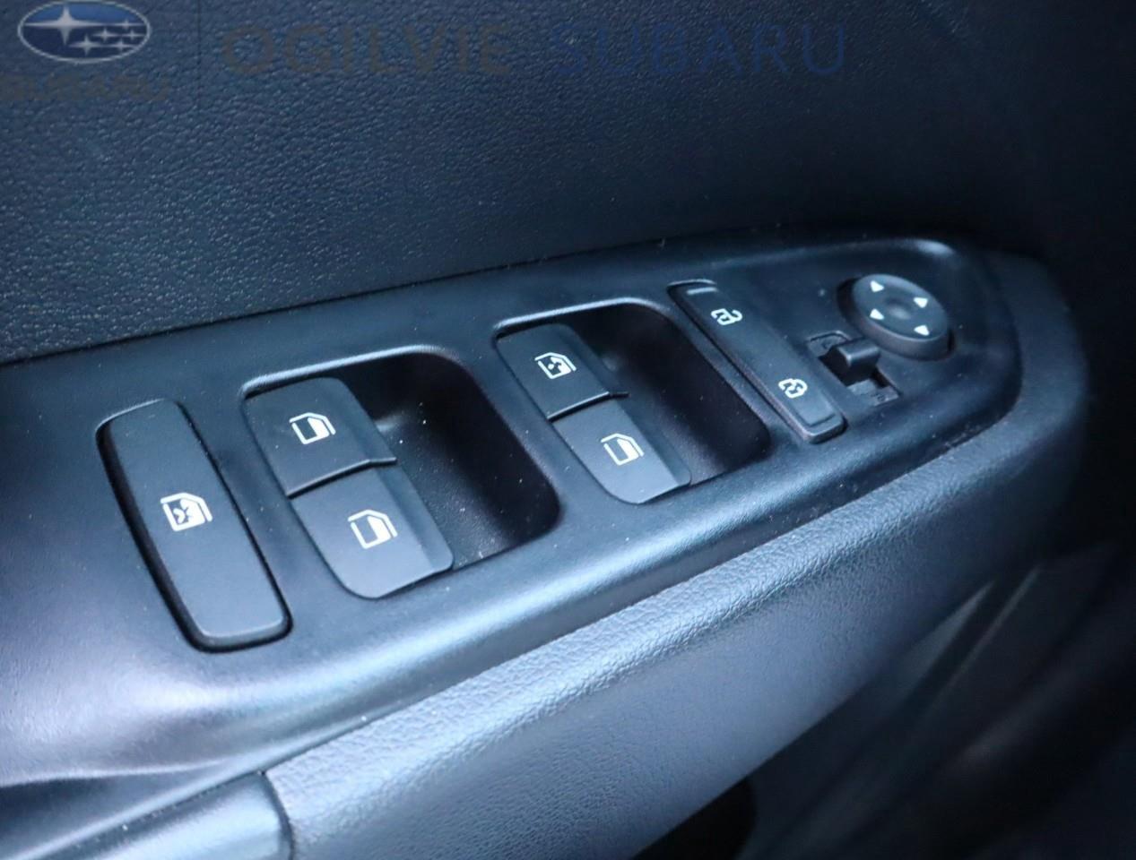 2023 Hyundai Venue Ultimate w/Black Interior 4dr Front-Wheel Drive Photo