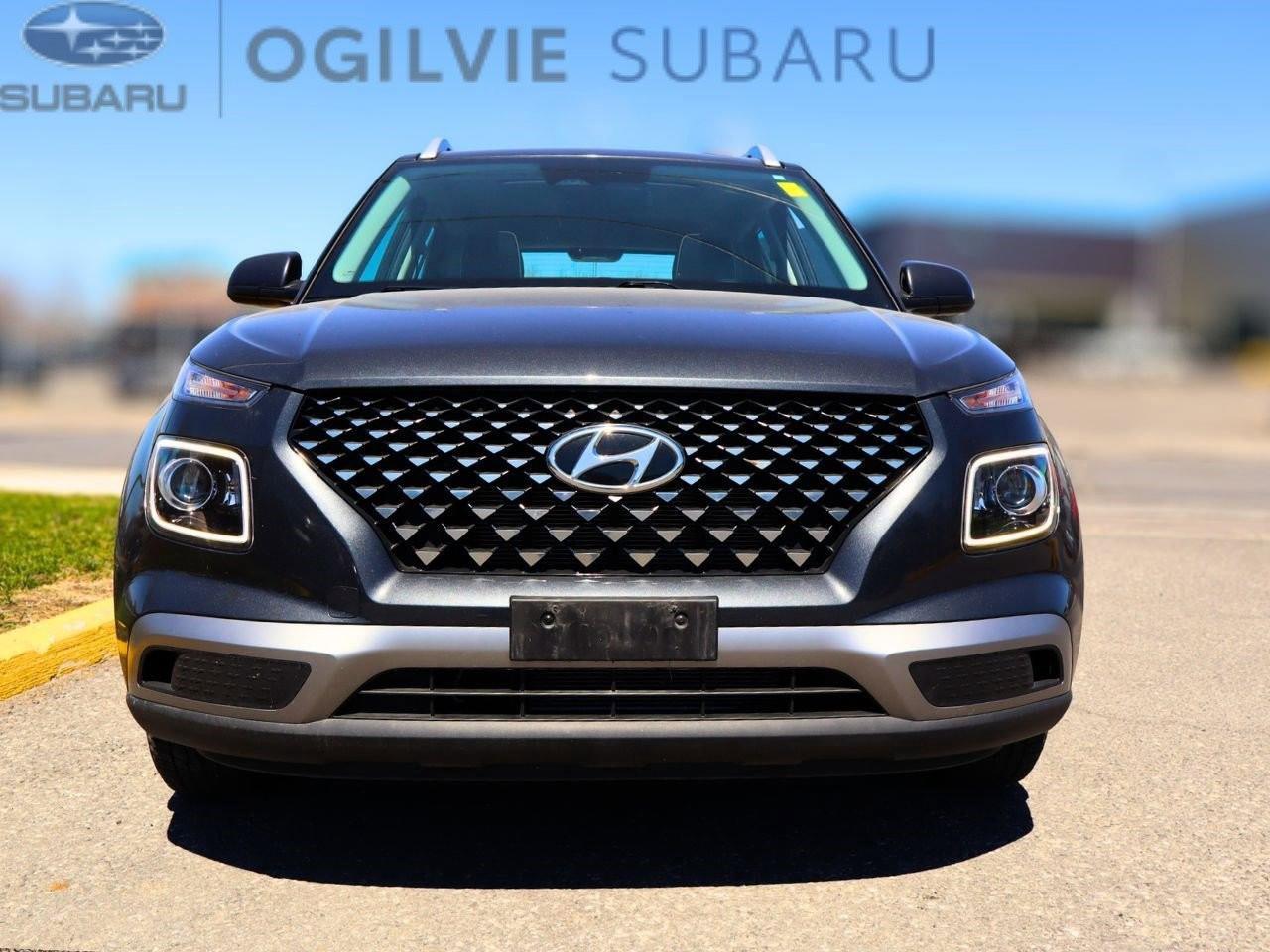 2023 Hyundai Venue Ultimate w/Black Interior 4dr Front-Wheel Drive Photo