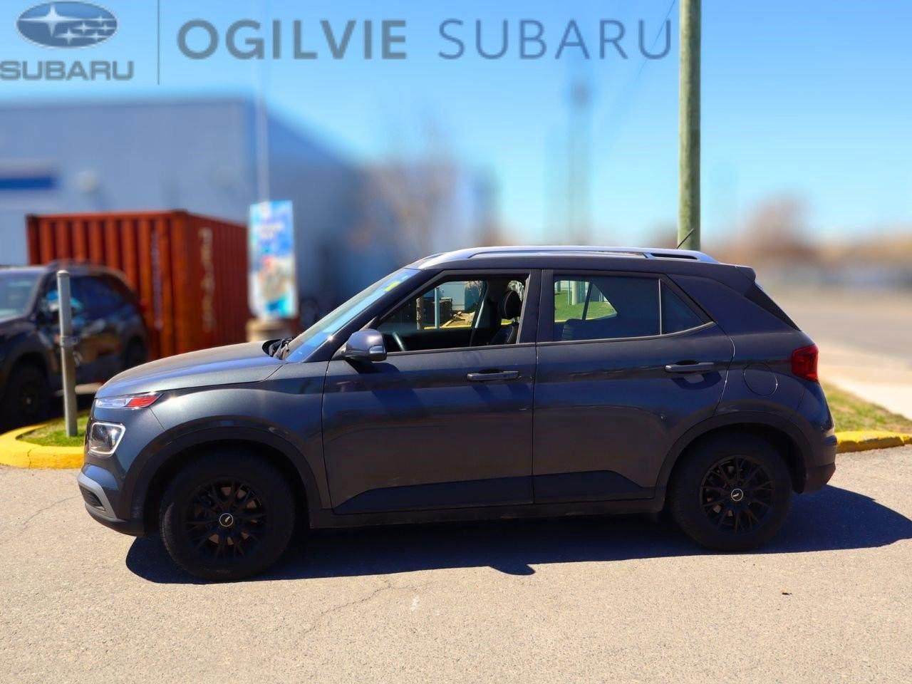 2023 Hyundai Venue Ultimate w/Black Interior 4dr Front-Wheel Drive Photo