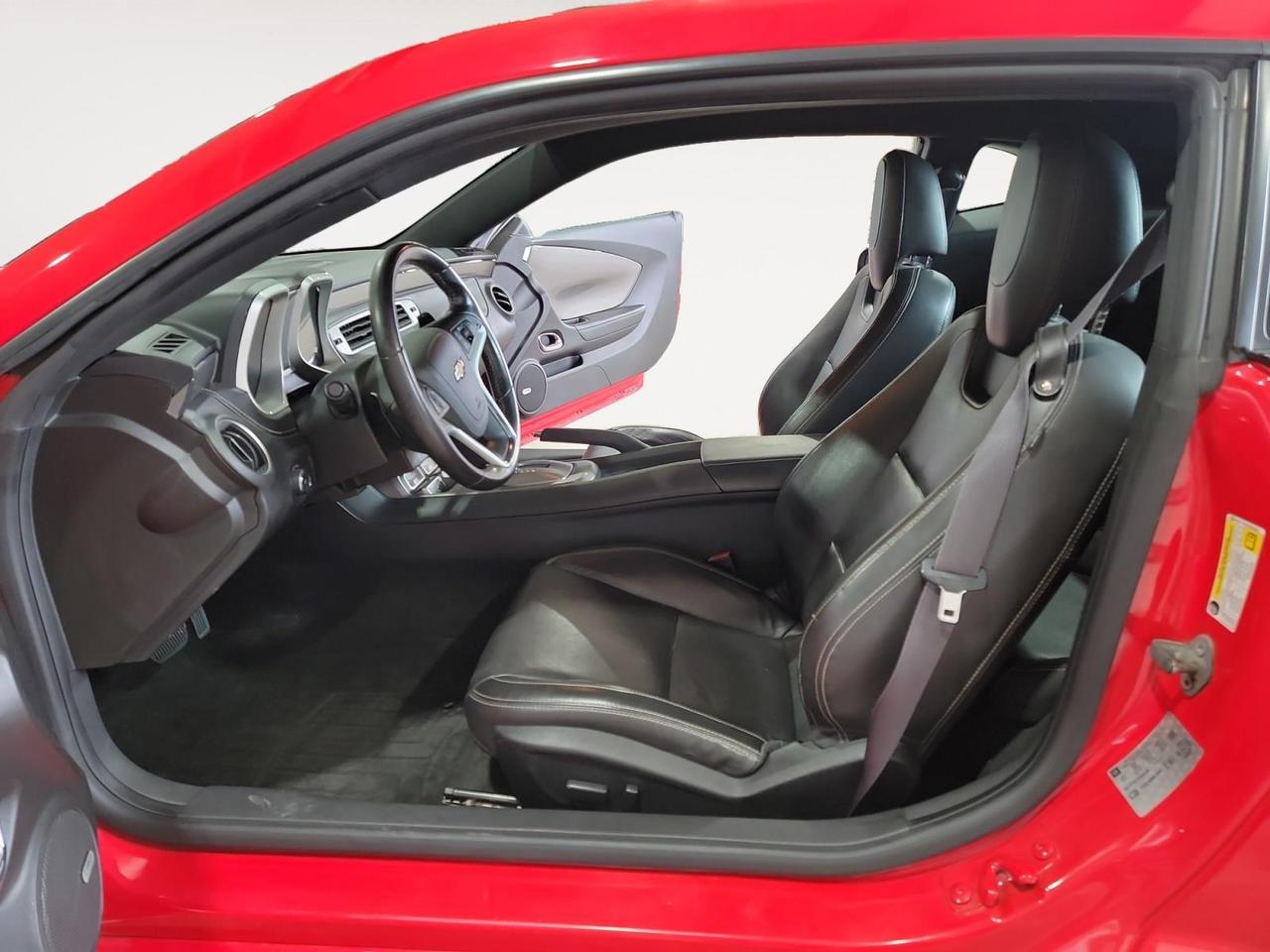 2015 Chevrolet Camaro LT 2LT 2dr Coupe Photo