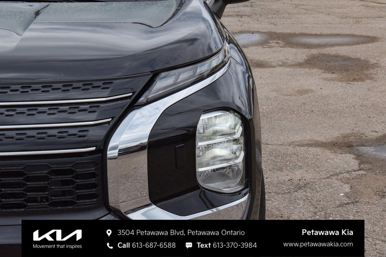 2022 Mitsubishi Outlander ES 4dr S-AWC Photo