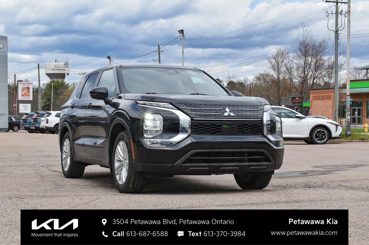 2022 Mitsubishi Outlander ES 4dr S-AWC Photo