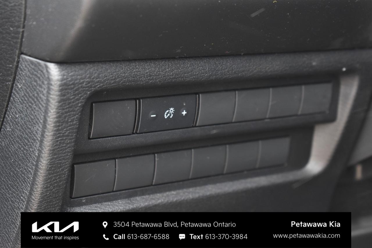 2022 Mitsubishi Outlander ES 4dr S-AWC Photo