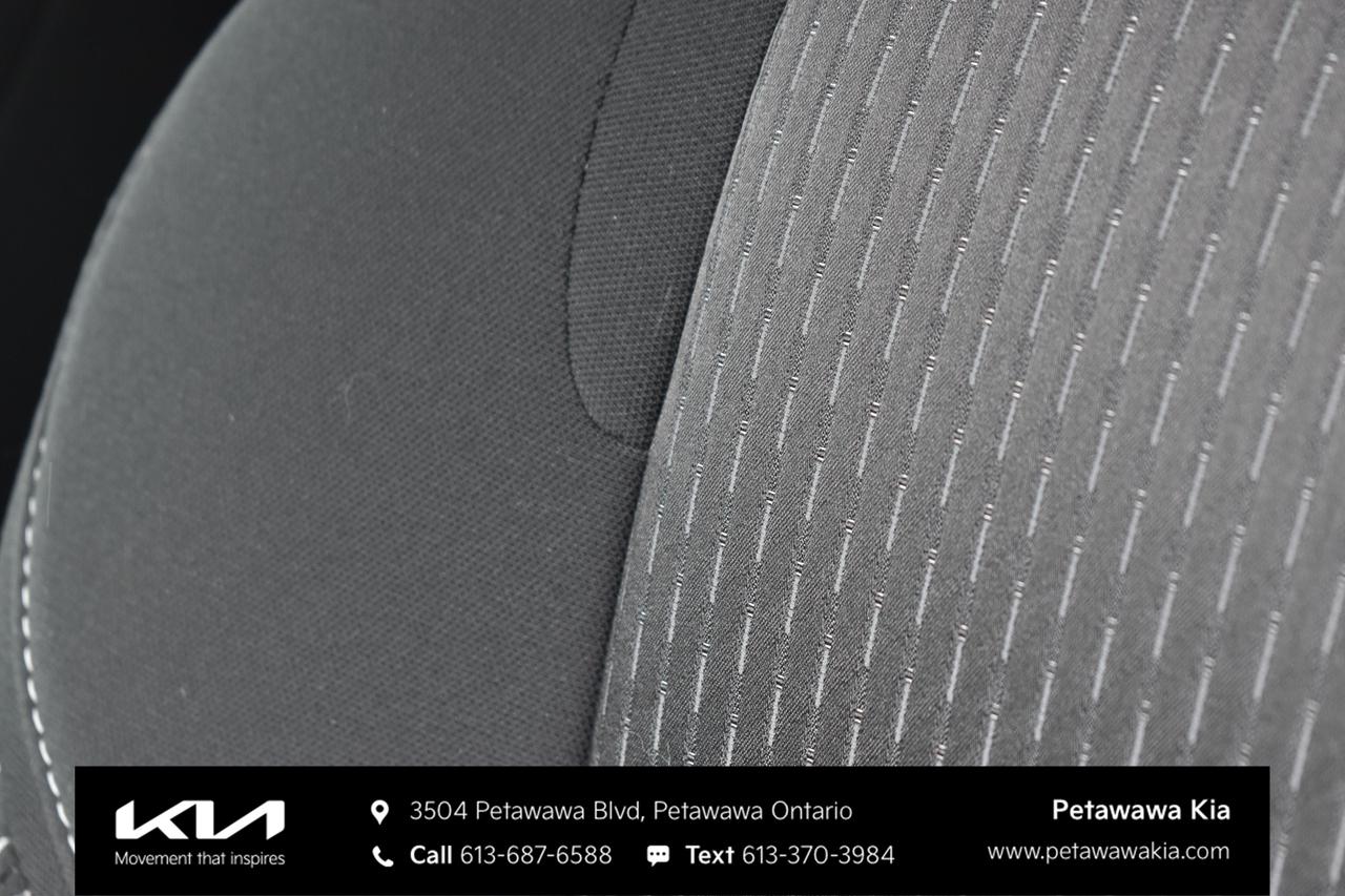 2022 Mitsubishi Outlander ES 4dr S-AWC Photo