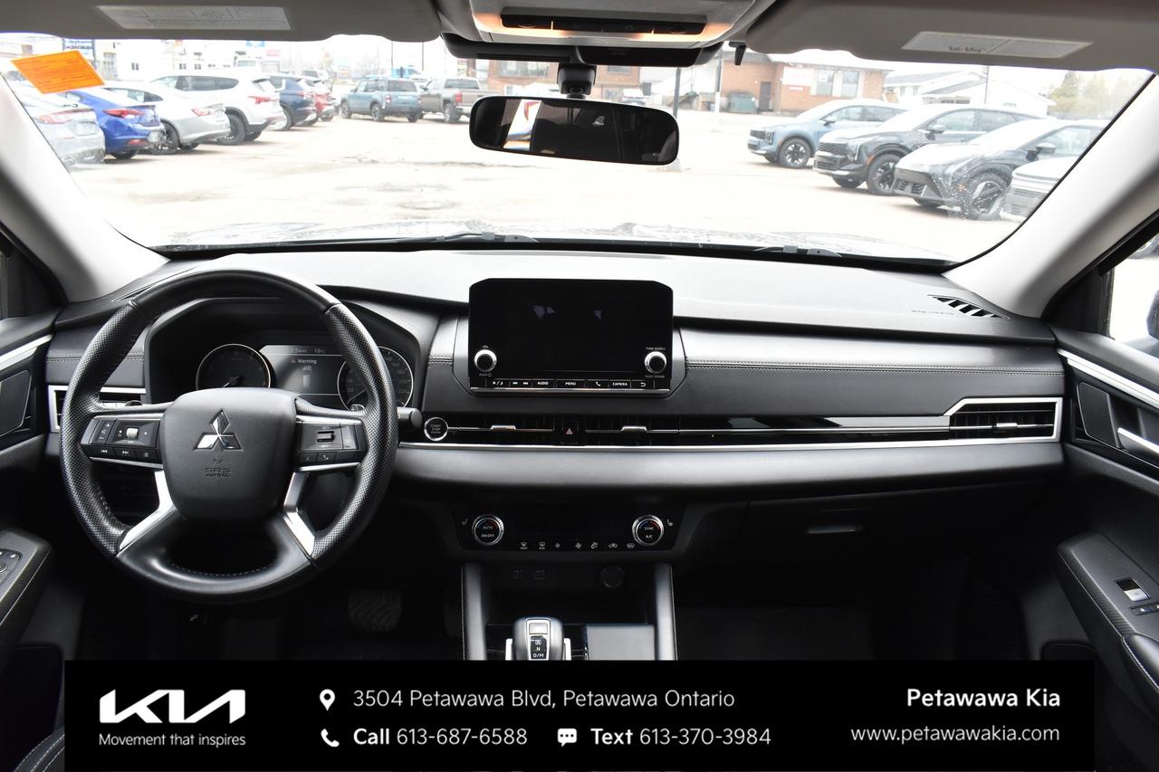 2022 Mitsubishi Outlander ES 4dr S-AWC Photo