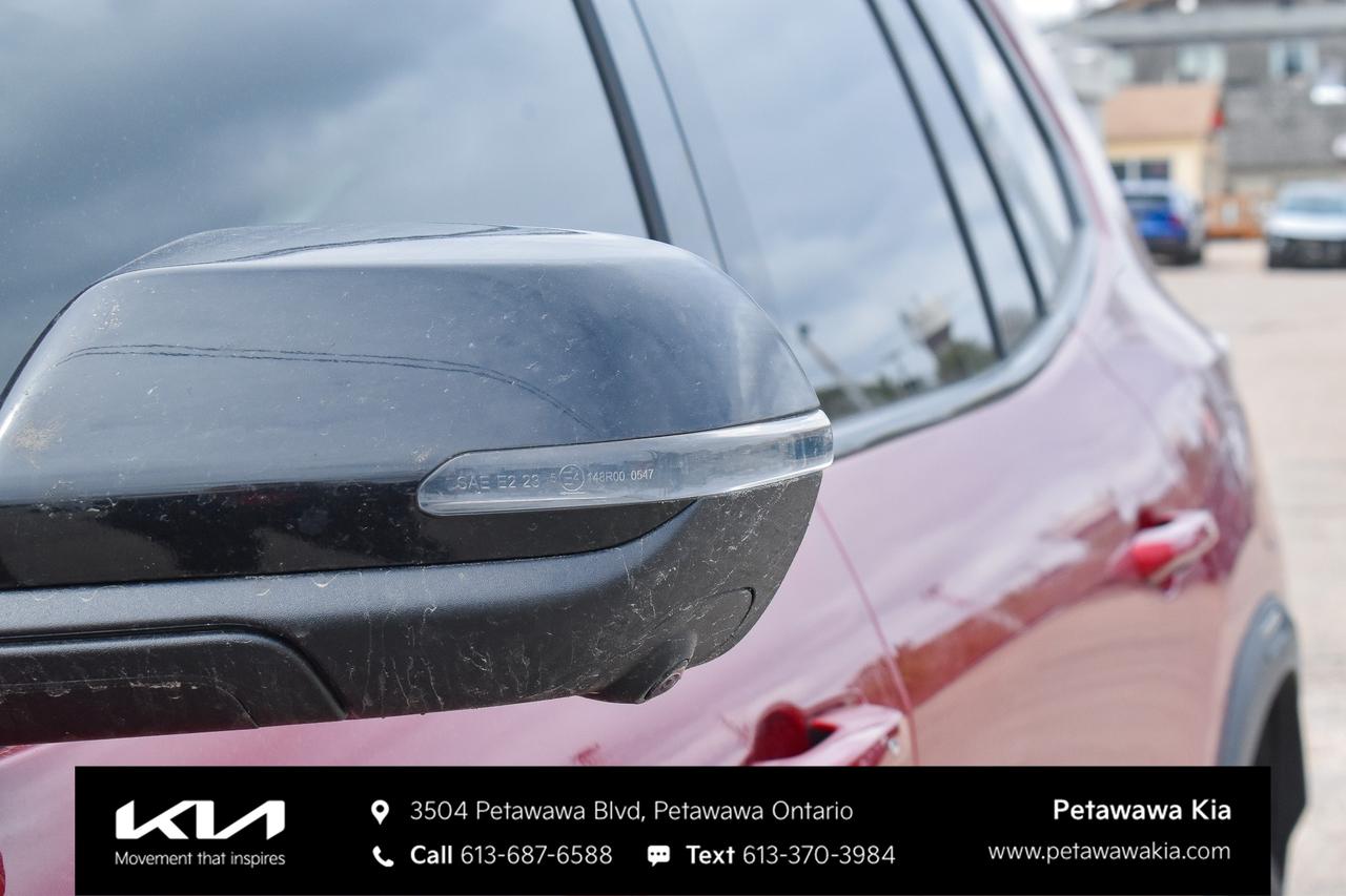 2026 GMC Acadia AT4 4dr All-Wheel Drive Photo3