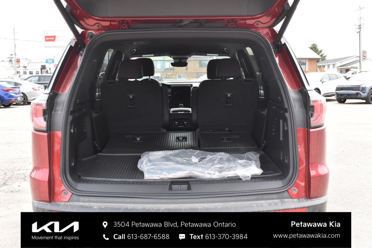 2026 GMC Acadia AT4 4dr All-Wheel Drive Photo