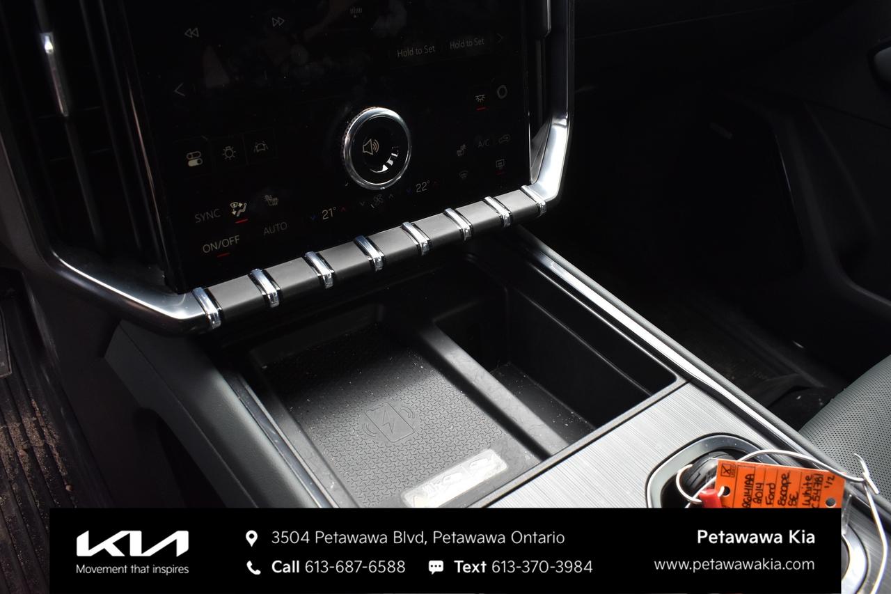 2026 GMC Acadia AT4 4dr All-Wheel Drive Photo