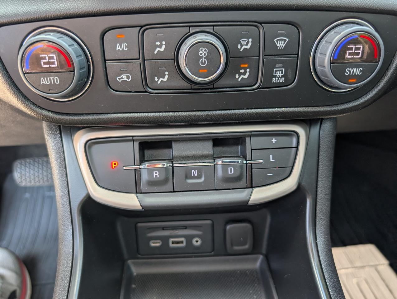 2024 GMC Terrain Denali 4dr All-Wheel Drive Photo