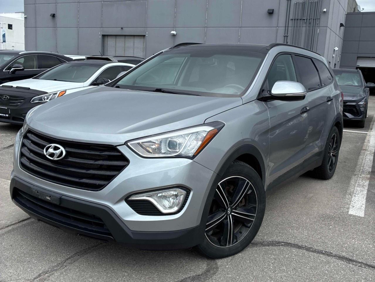 2015 Hyundai Santa Fe XL AWD 4dr 3.3L Auto Limited Photo