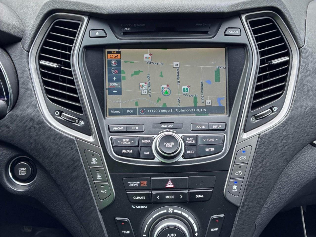 2015 Hyundai Santa Fe XL AWD 4dr 3.3L Auto Limited Photo