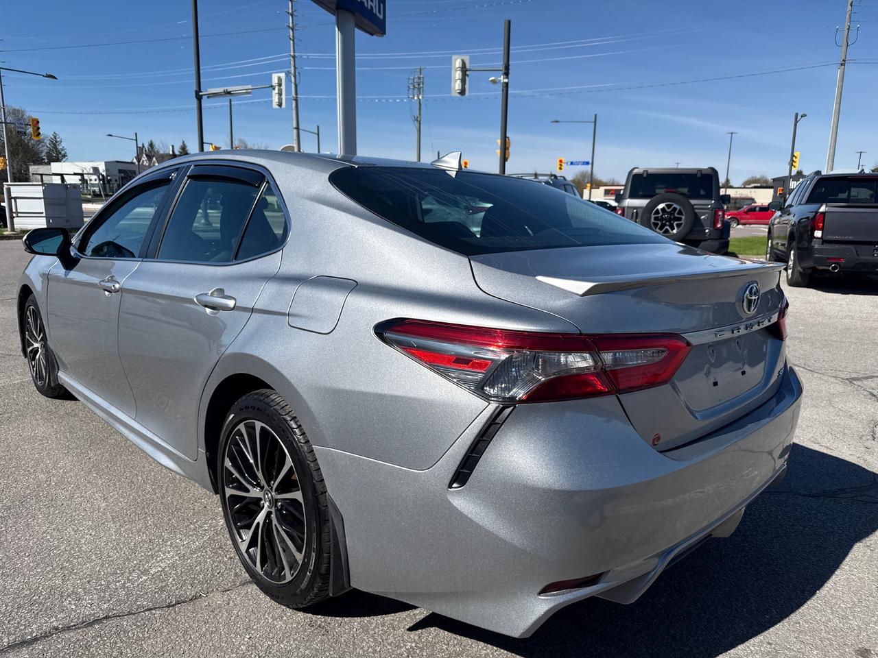 2019 Toyota Camry SE 4dr Sedan Photo