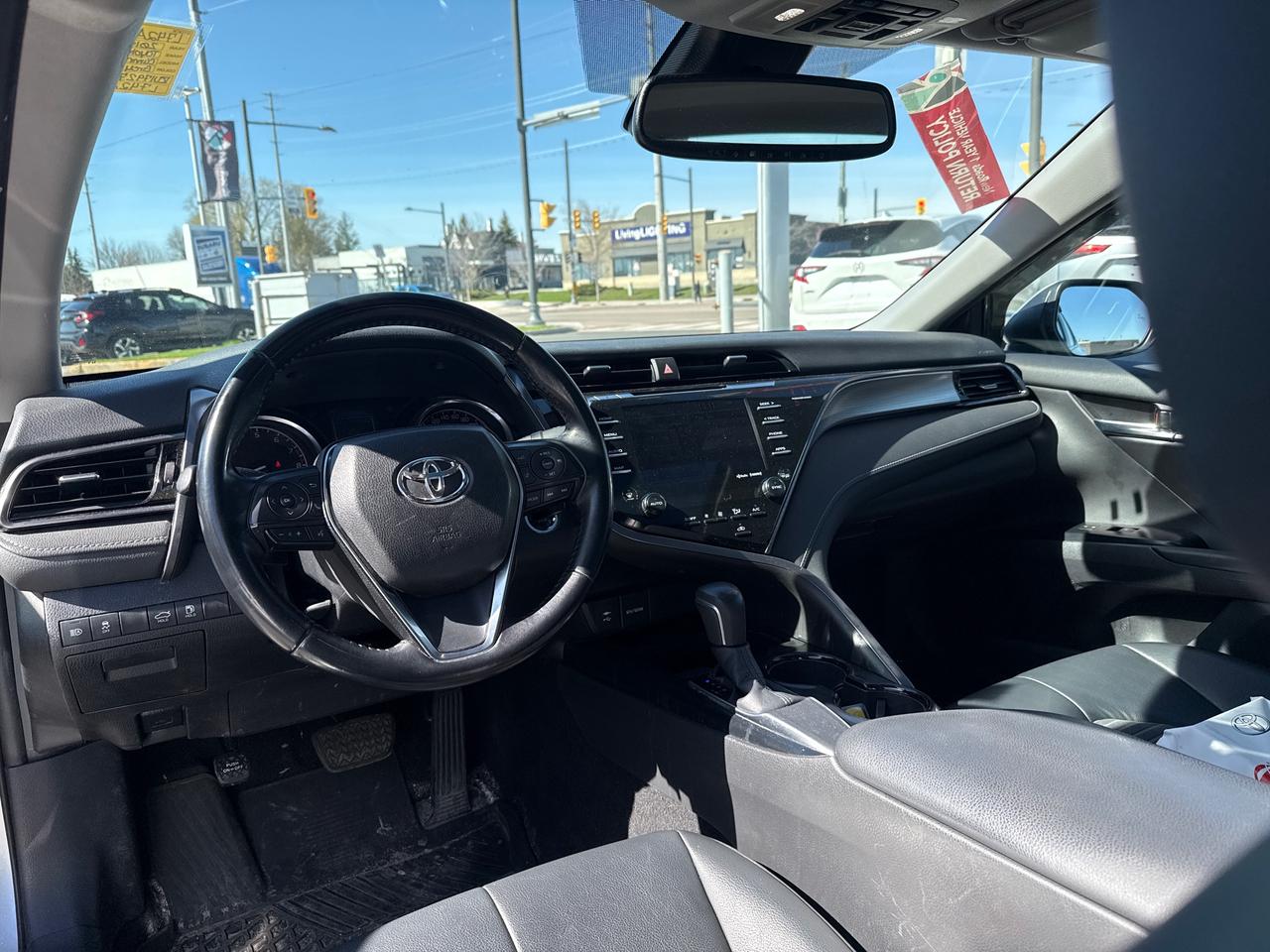 2019 Toyota Camry SE 4dr Sedan Photo