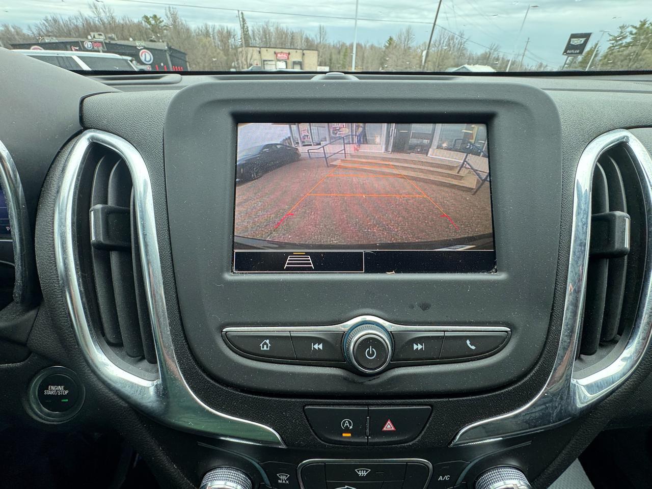 2022 Chevrolet Equinox LT w/1LT All-Wheel Drive Photo