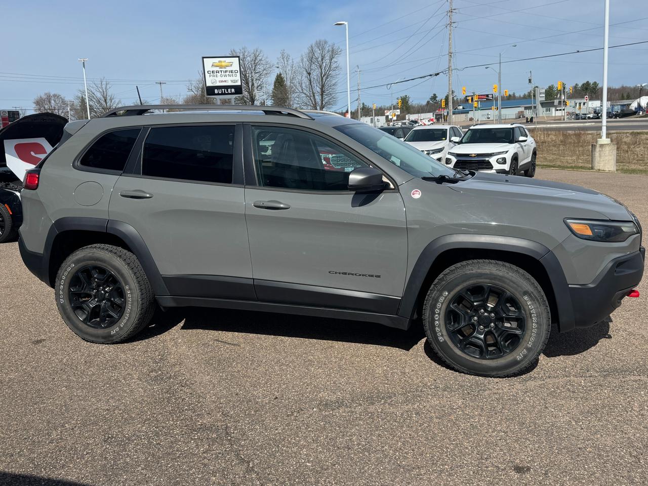 2019 Jeep Cherokee Trailhawk 4dr 4x4 Photo