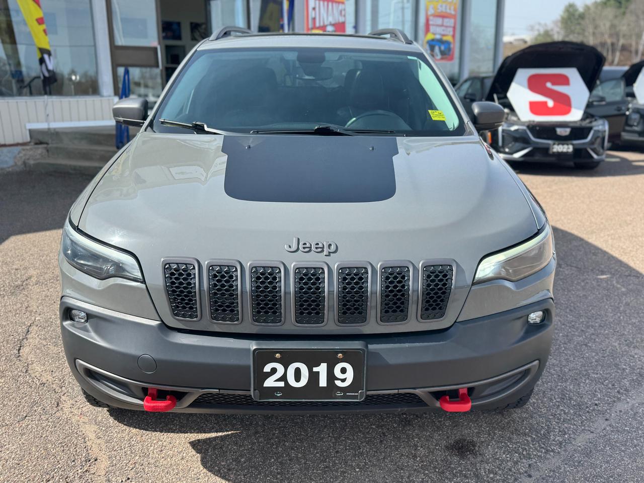 2019 Jeep Cherokee Trailhawk 4dr 4x4 Photo