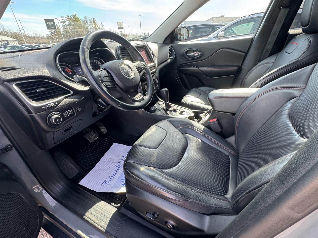 2019 Jeep Cherokee Trailhawk 4dr 4x4 Photo