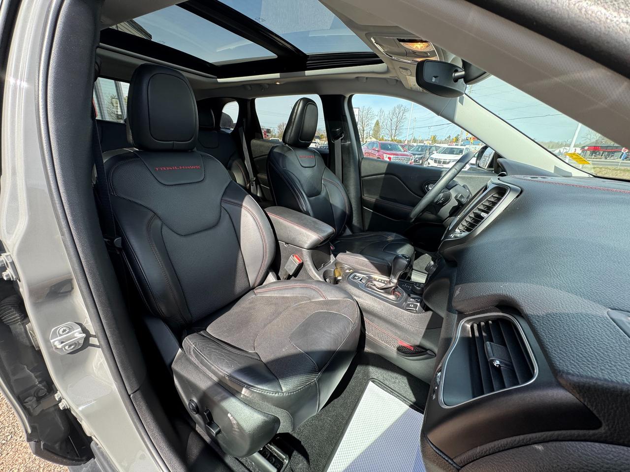 2019 Jeep Cherokee Trailhawk 4dr 4x4 Photo
