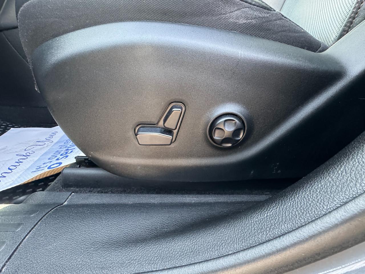 2019 Jeep Cherokee Trailhawk 4dr 4x4 Photo