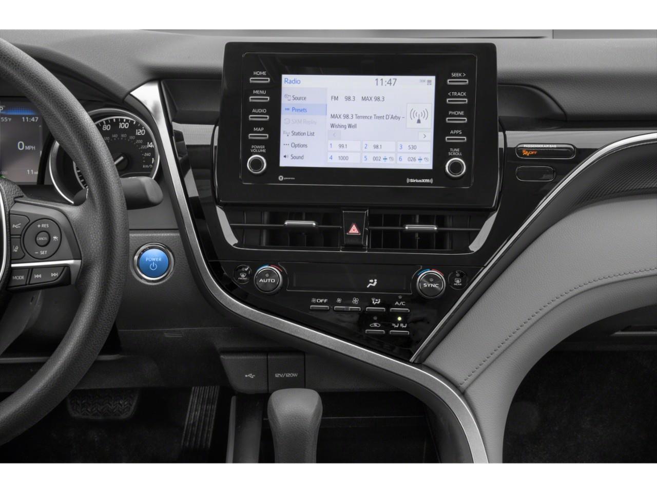 2021 Toyota Camry Hybrid XLE 4dr Sedan Photo