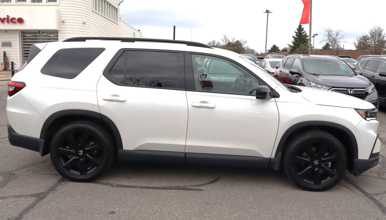 2025 Honda Pilot Black Edition 4dr All-Wheel Drive Photo