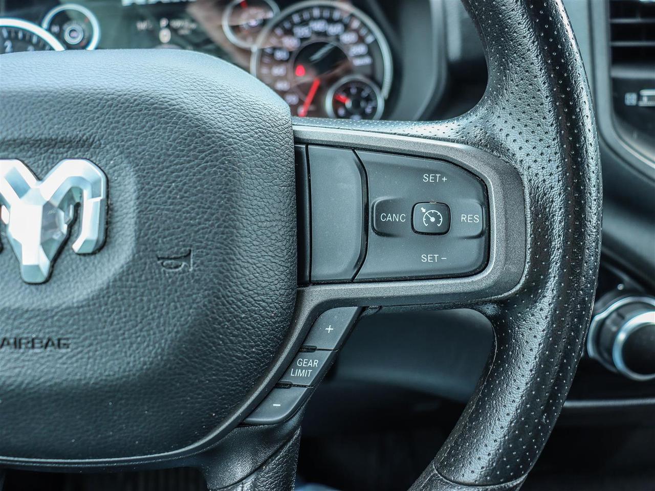 2024 RAM 1500 TRADESMAN Photo