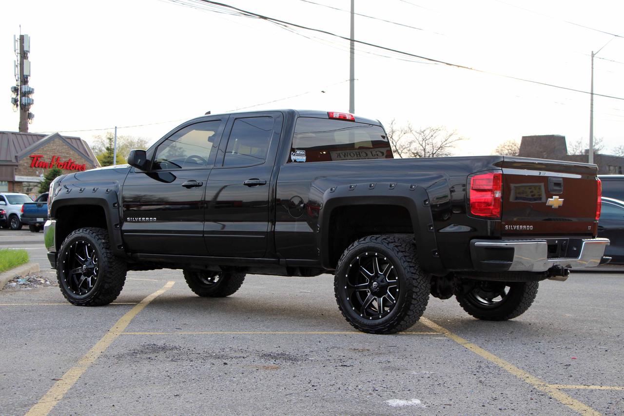 2018 Chevrolet Silverado 1500 LT Photo4