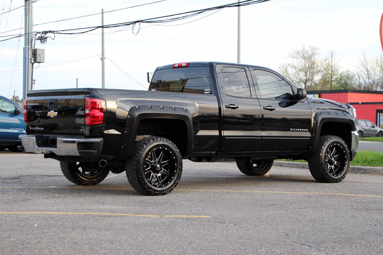 2018 Chevrolet Silverado 1500 LT Photo