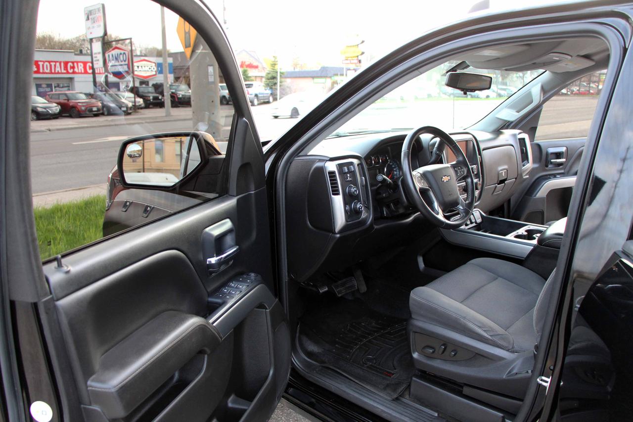 2018 Chevrolet Silverado 1500 LT Photo