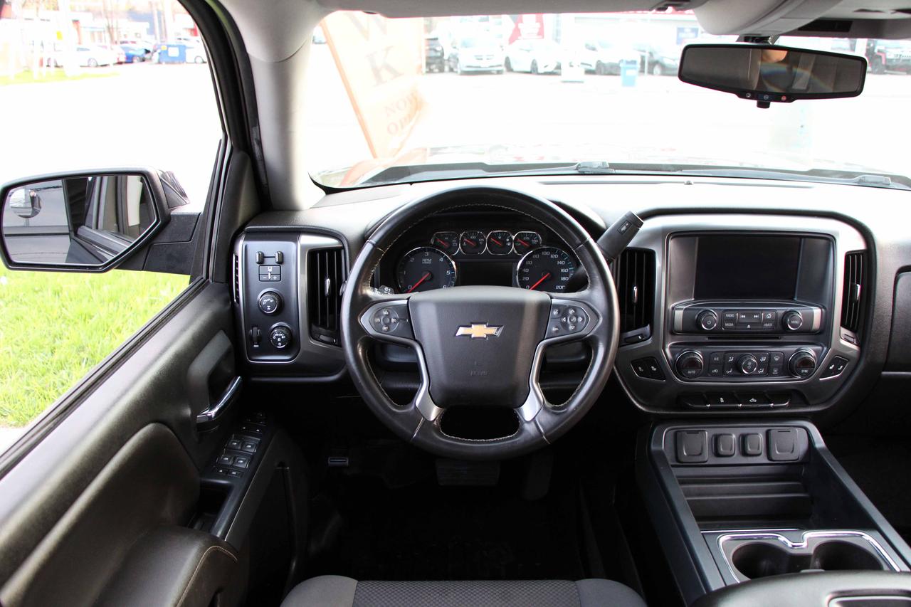 2018 Chevrolet Silverado 1500 LT Photo