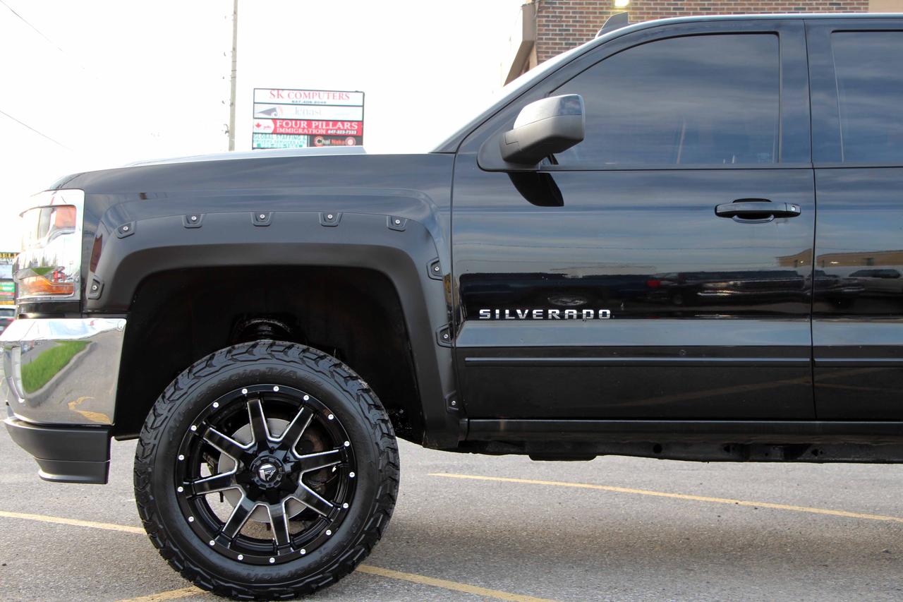 2018 Chevrolet Silverado 1500 LT Photo