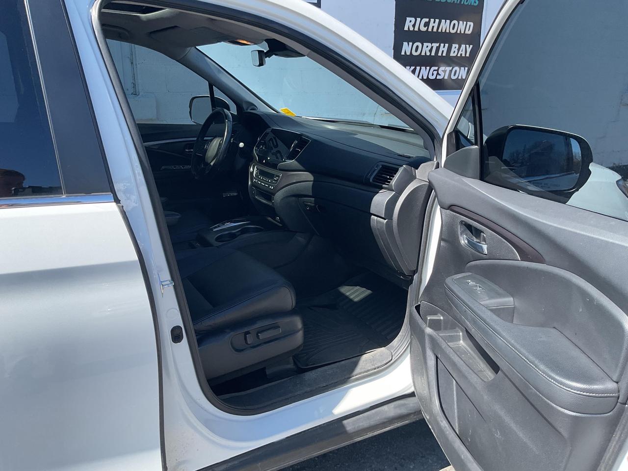 2021 Honda Pilot EX-L Navi 4dr All-Wheel Drive Photo