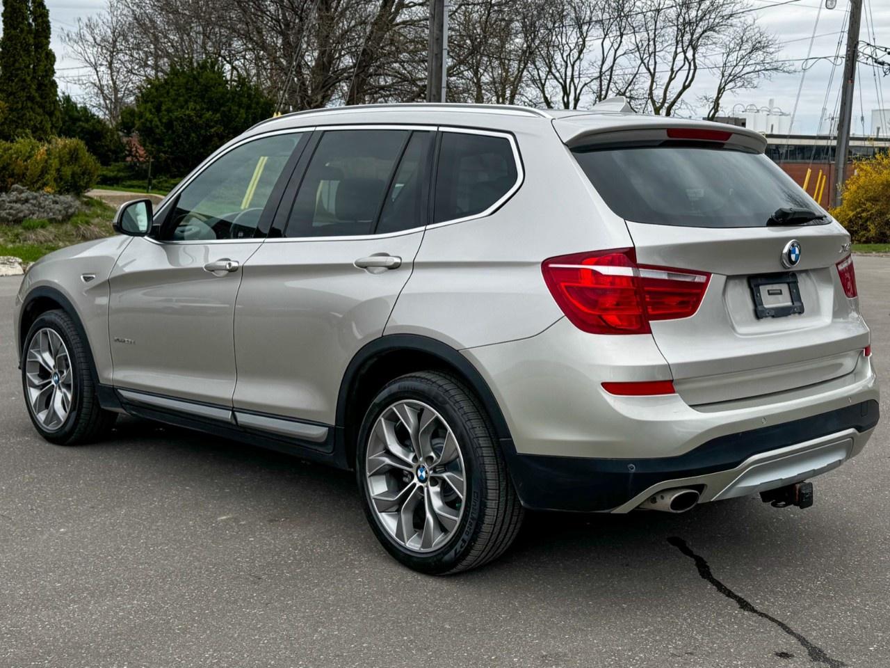 2015 BMW X3 Full BMW Service/X line/Blind spot/Heads up display Photo