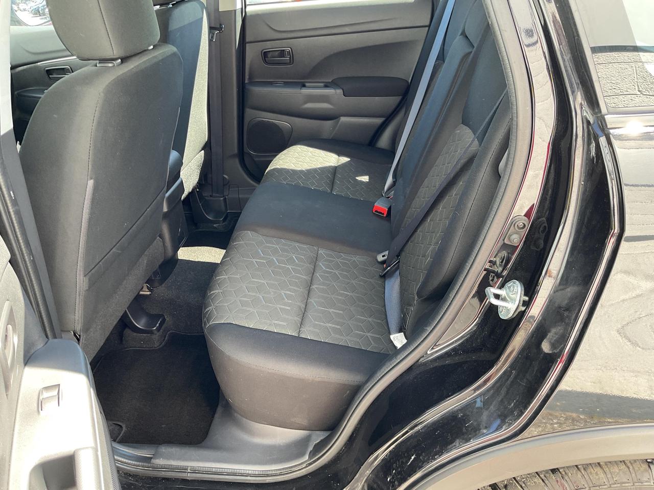 2024 Mitsubishi RVR ES 4dr AWC Photo