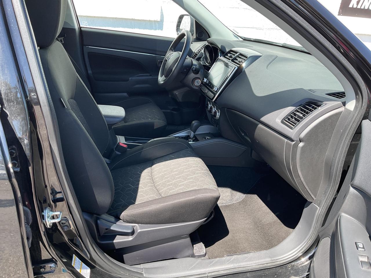 2024 Mitsubishi RVR ES 4dr AWC Photo