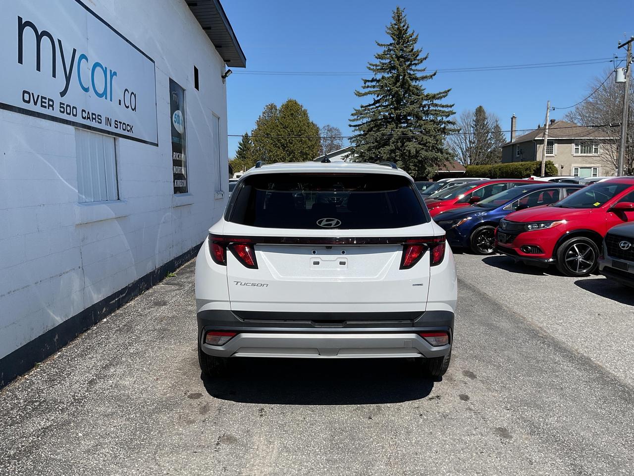 2025 Hyundai Tucson  Photo3