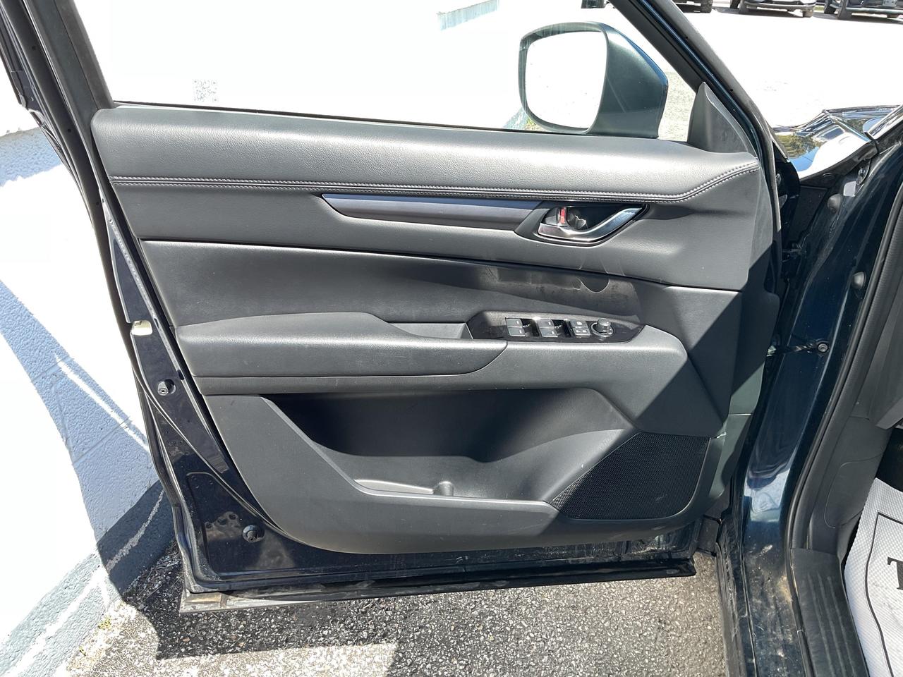 2025 Mazda CX-5  Photo