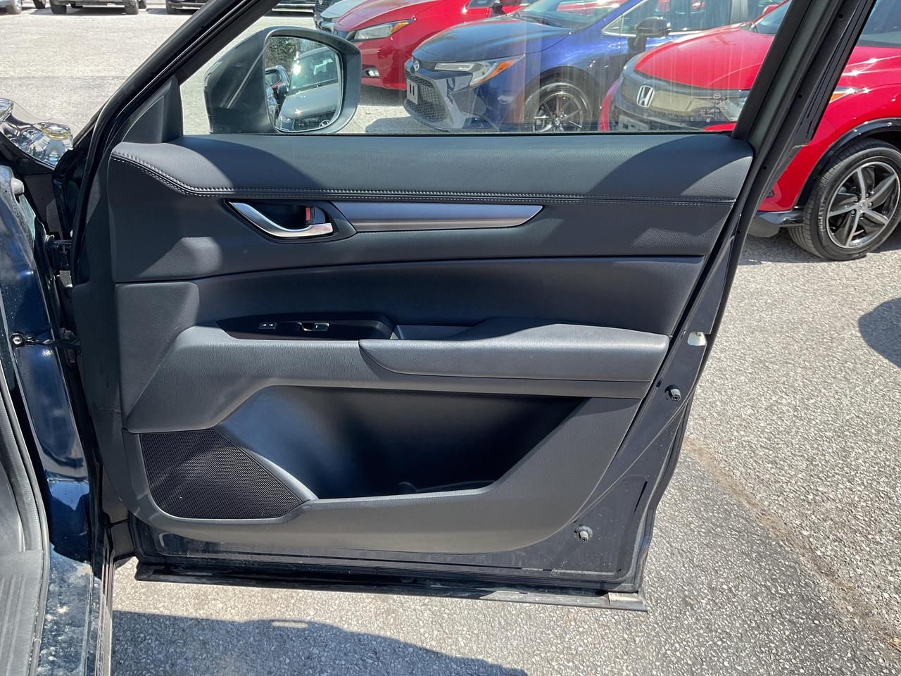 2025 Mazda CX-5  Photo
