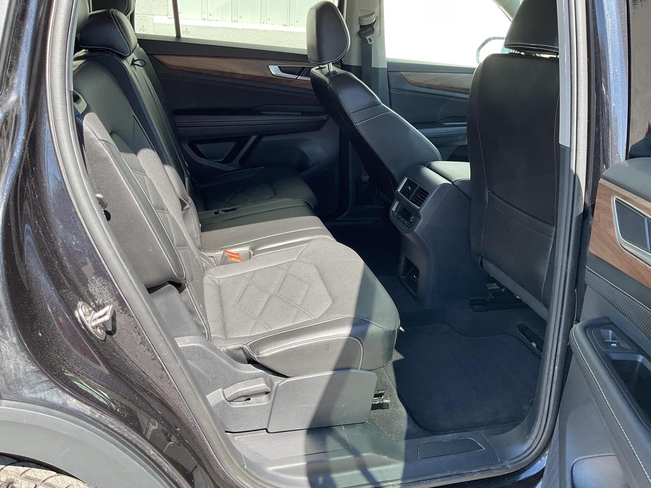 2024 Volkswagen Atlas 2.0 TSI Comfortline 4dr All-Wheel Drive 4MOTION Photo