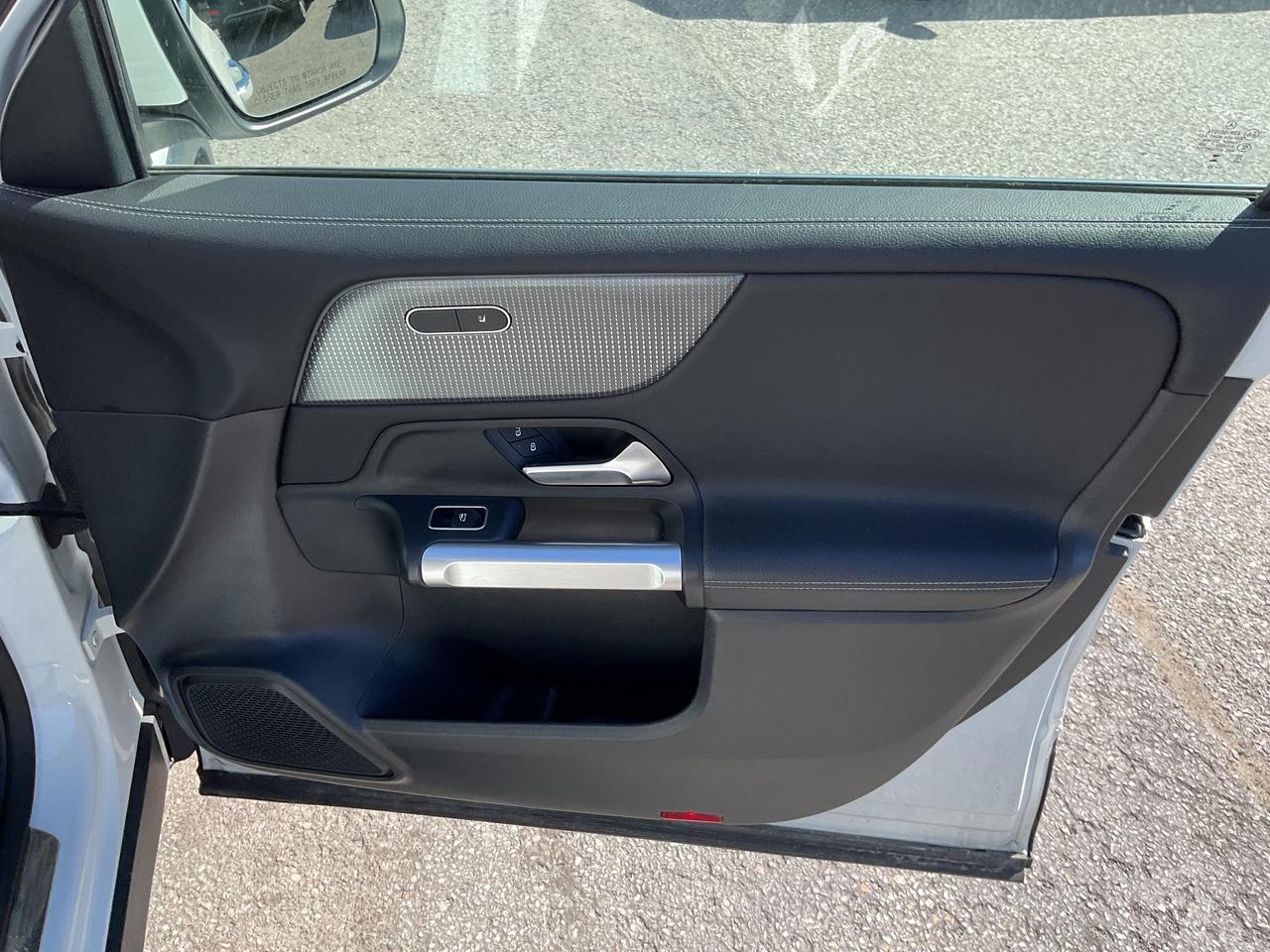 2023 Mercedes-Benz GLB 250 Base GLB 250 4dr All-Wheel Drive 4MATIC Photo