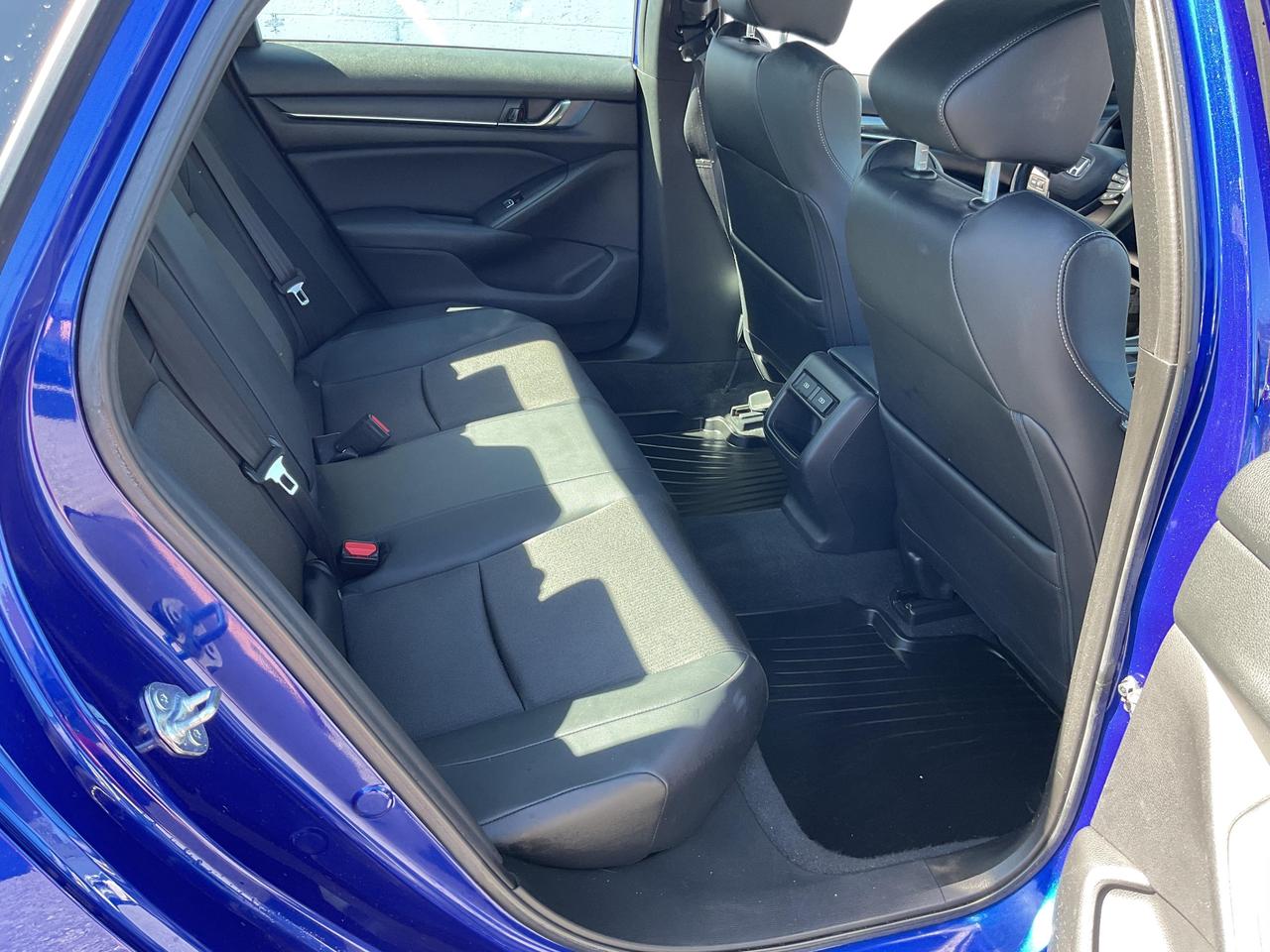 2022 Honda Accord Sport 2.0T 4dr Sedan Photo