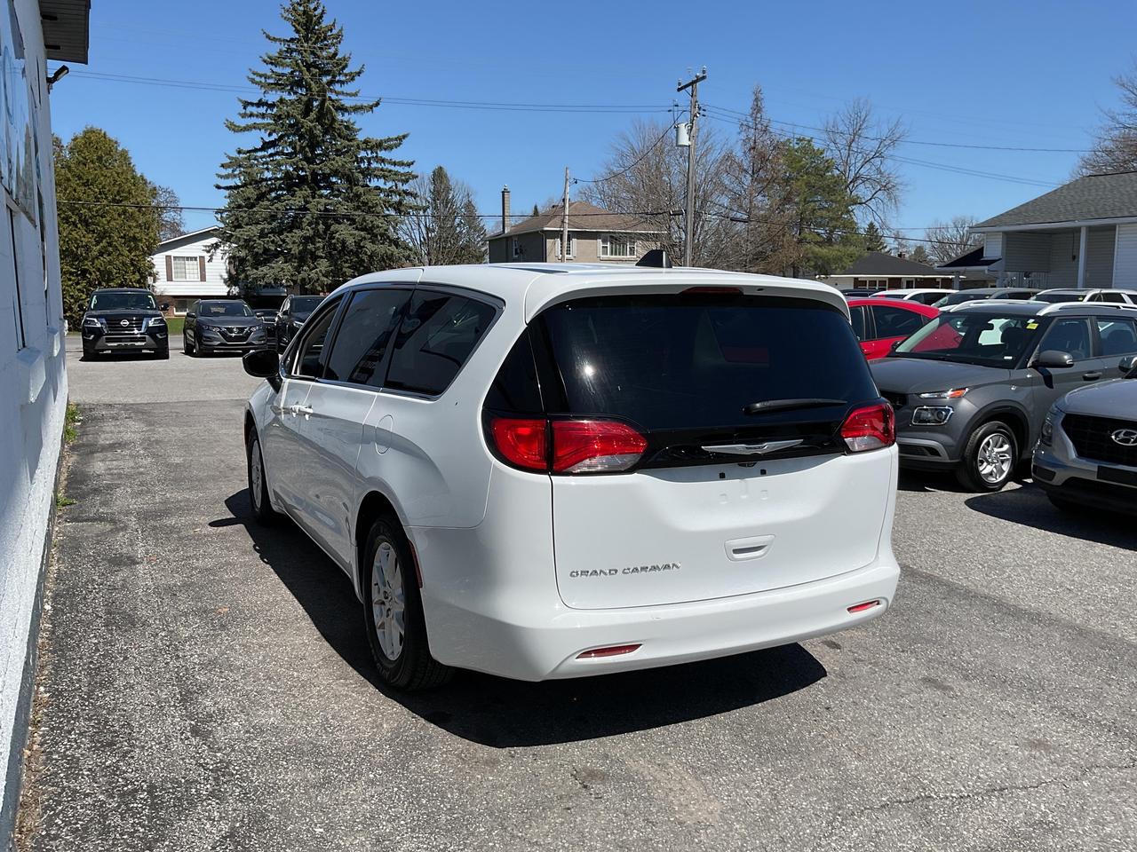 2024 Chrysler Grand Caravan SXT Front-Wheel Drive Passenger Van Photo
